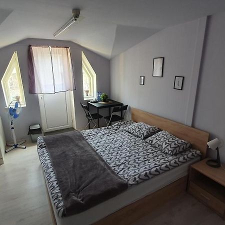 Апартаменти Стаи за гости Sun House Варна Екстер'єр фото