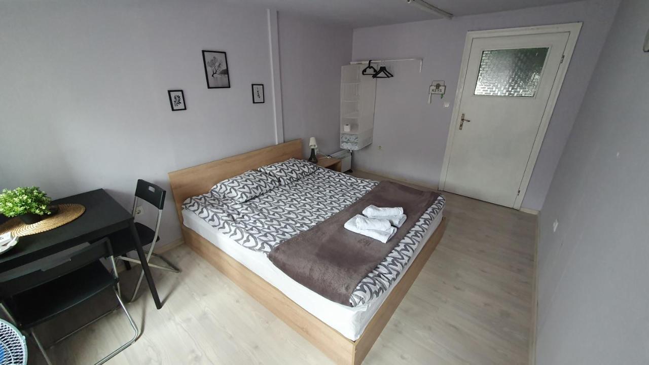 Апартаменти Стаи за гости Sun House Варна Екстер'єр фото